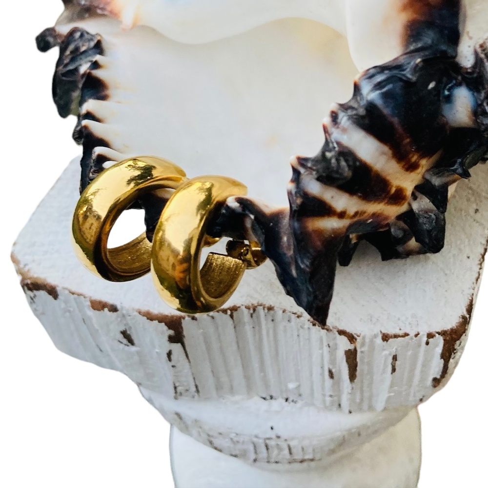 Vintage Crown Trifari Hoop Earrings Signed Gold Huggie Hoop Classic Med Pierced